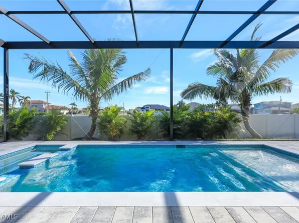 1 SW 33rd Pl, Cape Coral, FL 33991