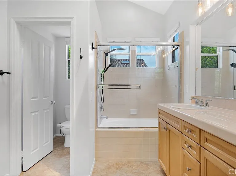 12944 Maxwell Dr — Photo 17