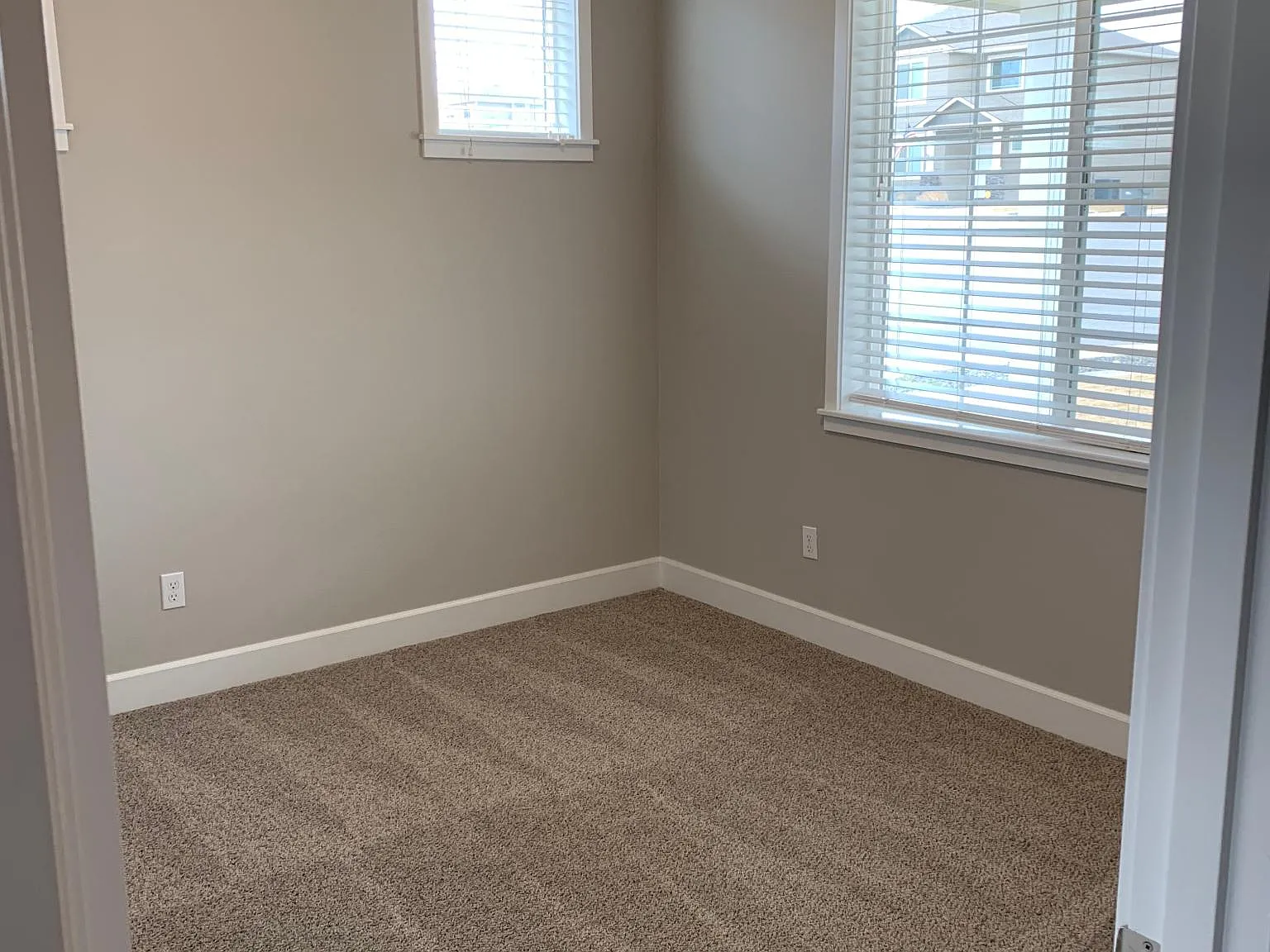 3 bed, 1443 sqft, $2,295 — Photo 2