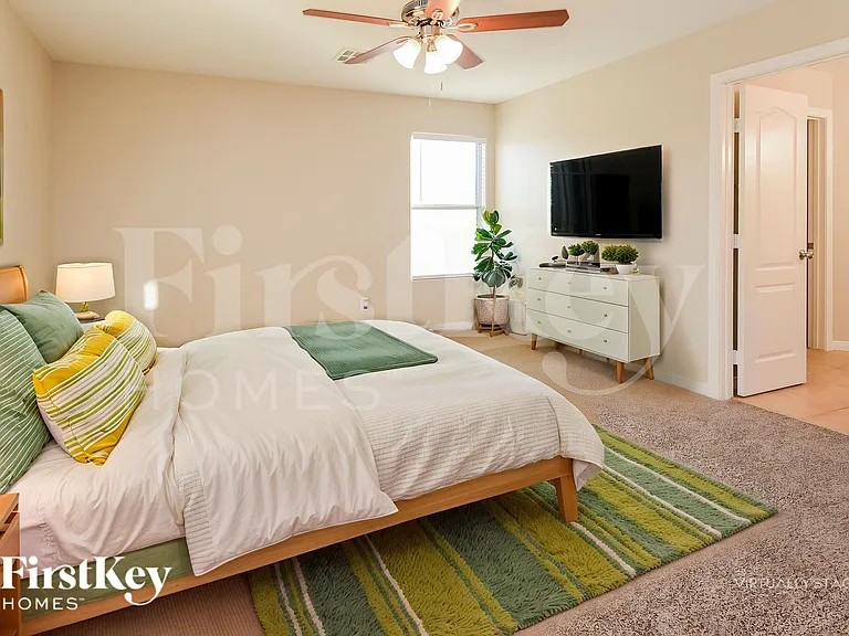 215 Del Cira Ave — Photo 10