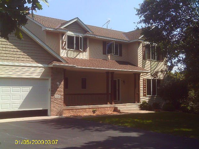 Front view of home