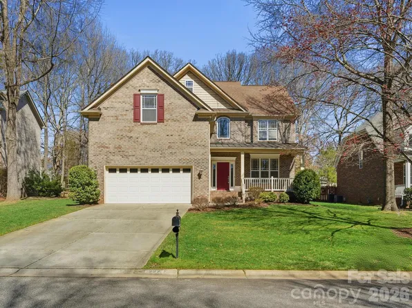 227 Edenshire Ct, Indian Trail, NC 28079