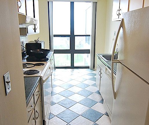2nd image of 5100 N Marine Dr APT 8B