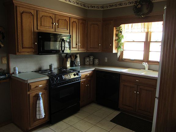 5th image of 5864 State Road 26 E