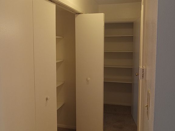 5th image of 8043 Pippin Rd #2