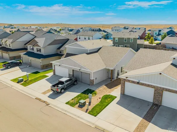 526 Foxtail Place, Wiggins, CO 80654
