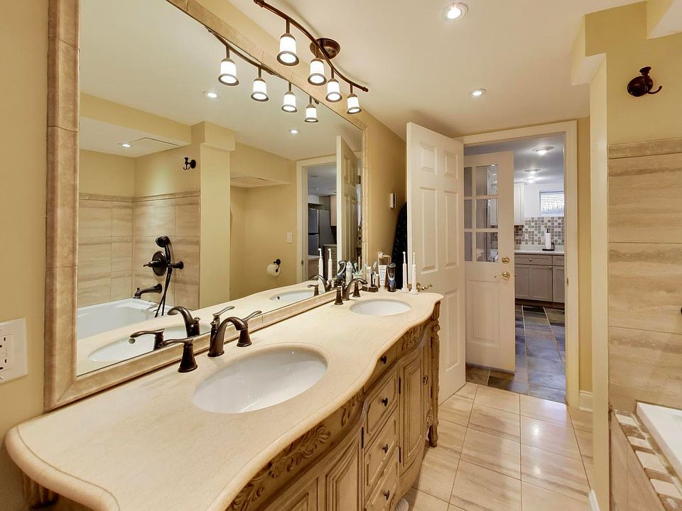 30th image of this home