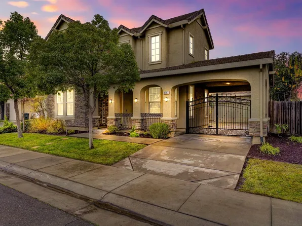 5767 Lolet Way, Sacramento, CA 95835