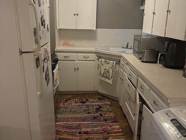 2327 1/2 N Gatewood Ave — Photo 10