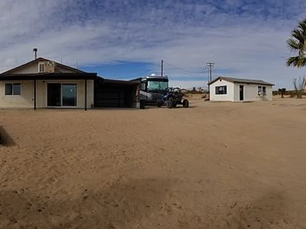 68365 Emerald Rd, Twentynine Palms, CA 92277