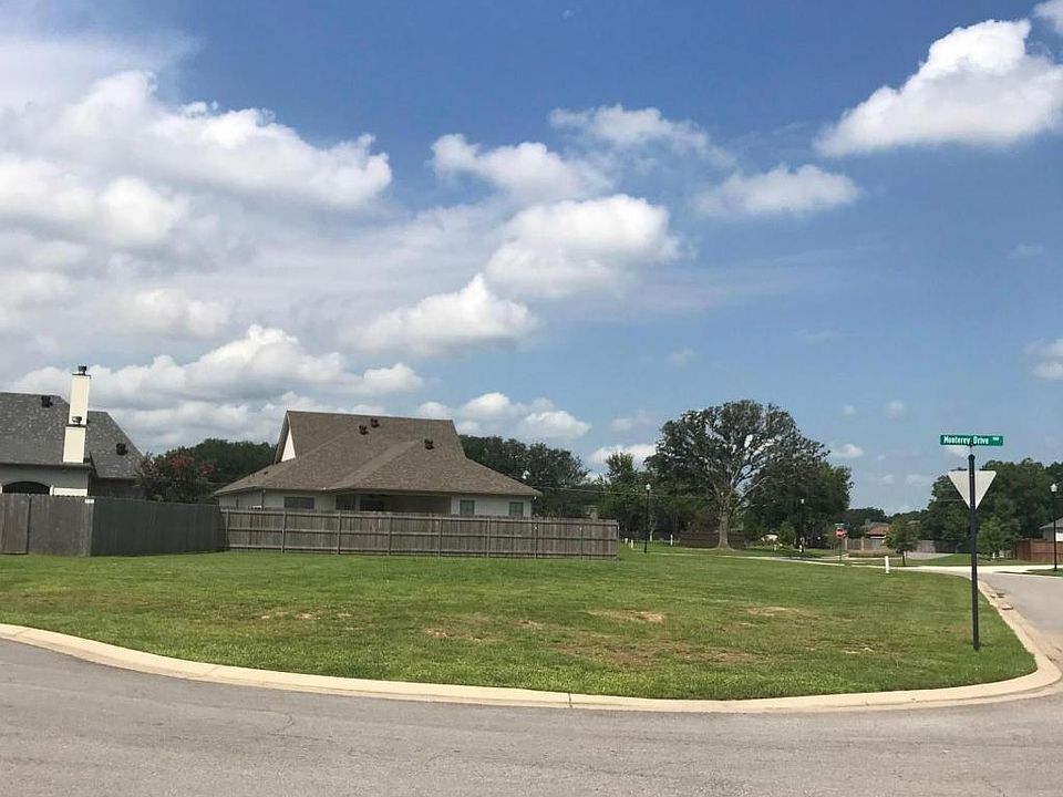 2nd image of 103 Monterey Dr