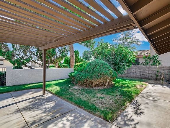 5th image of 14344 Jamaica Ln