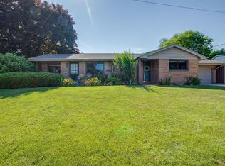 624 Juniper Cir, South Milwaukee, WI 53172