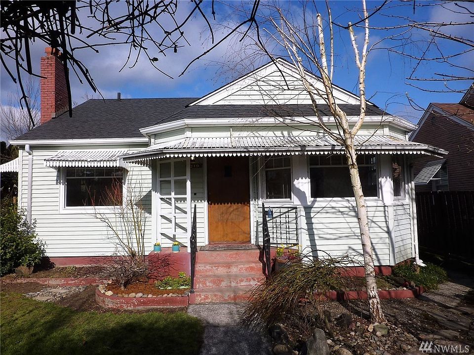 1st image of 219 S 61st St