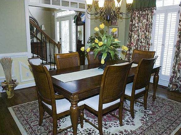 Plantation Shutters*Hardwood