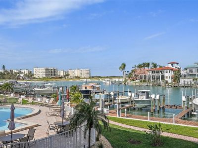 936 Pinellas Bayway S #T-5, Tierra Verde, FL, 33715