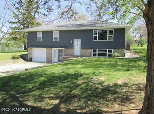 216 Verdant Ln, Jefferson City, MO 65109