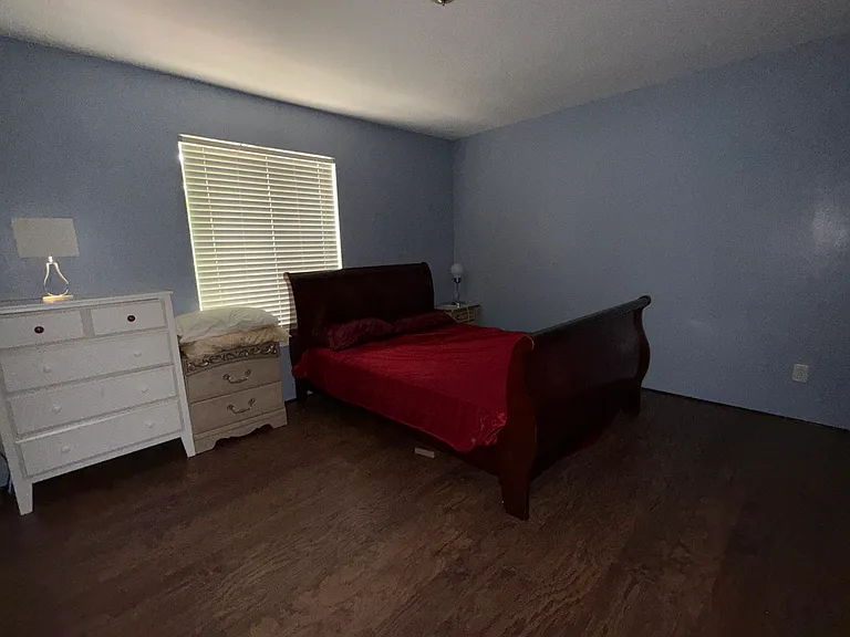 8325 La Roche Ln — Photo 5