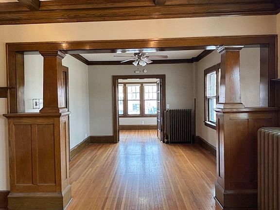 2nd image of 990 Grand Ave APT 3