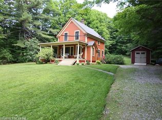 632 Plains Rd, Poland, ME 04274