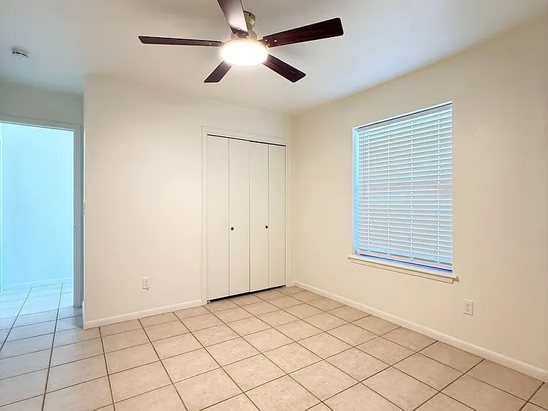 1039 Harris Ln — Photo 18
