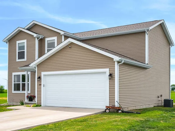 509 Maitland Dr, Carlock, IL 61725