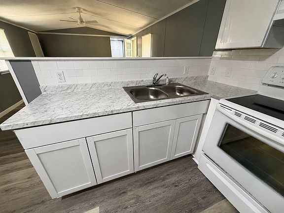 4th image of 8193 River Rd