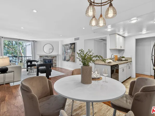8530 Holloway Dr APT 303, West Hollywood, CA 90069