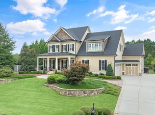 2584 Bryant Pond Ln, Apex, NC 27502