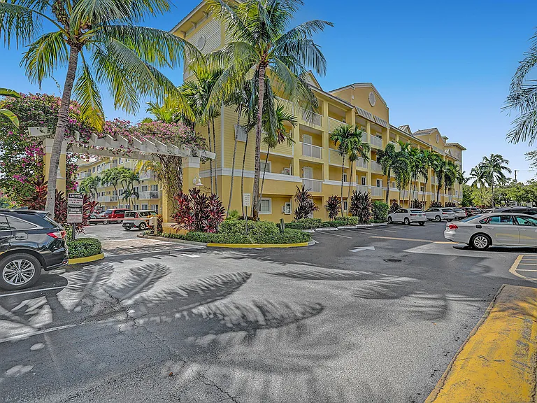 1501 E Broward Blvd #804 — Photo 6