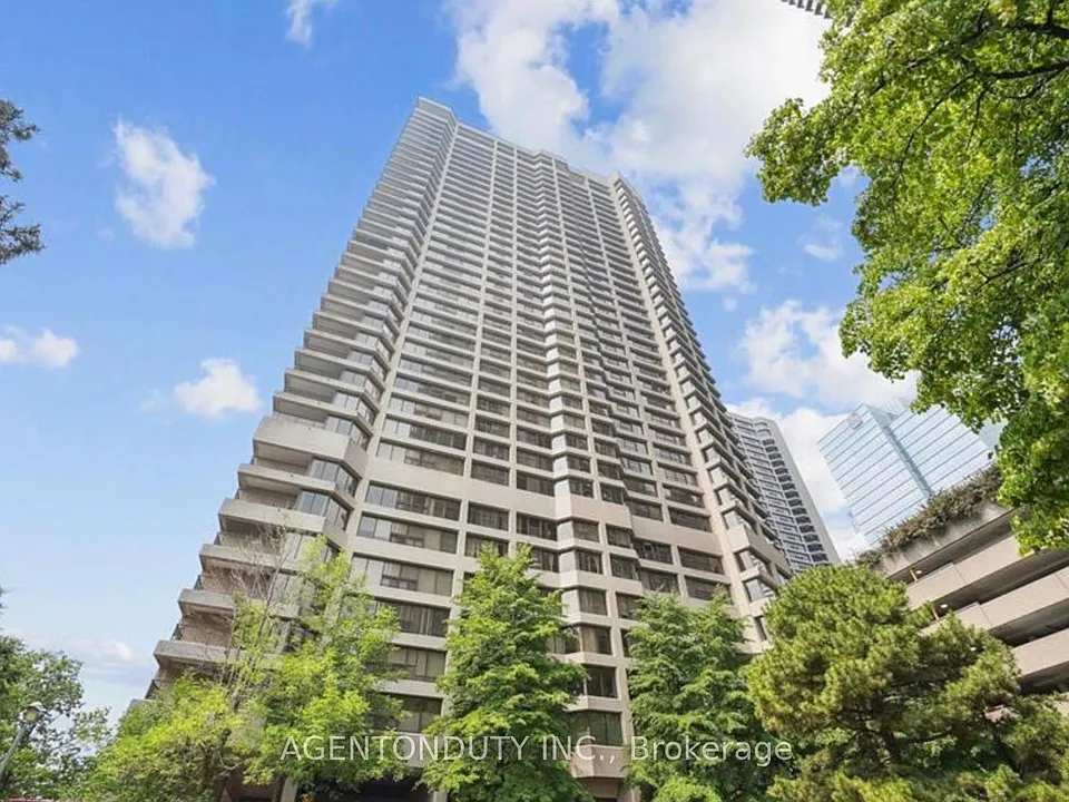 65 Harbour Sq #1605