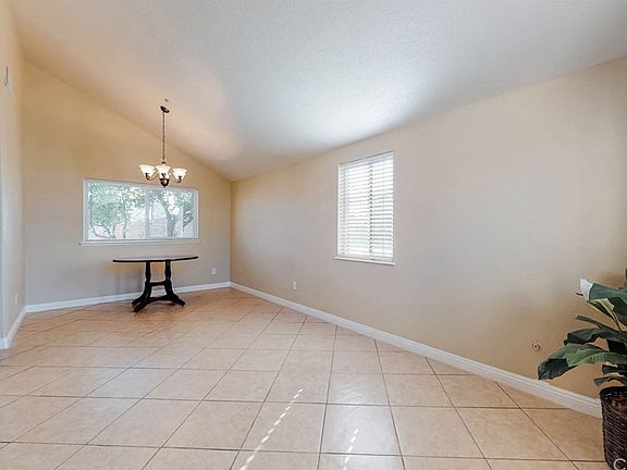 5th image of 7681 Emerald Ave