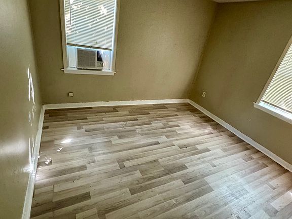 5th image of 2773 Supreme Ave