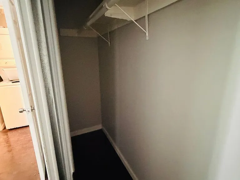 611 Linden Ave — Photo 9