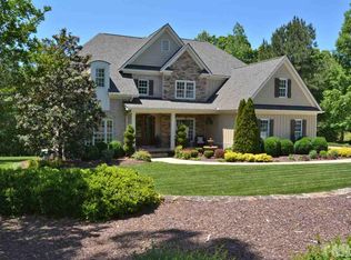 1089 Tacketts Pond Dr, Raleigh, NC 27614