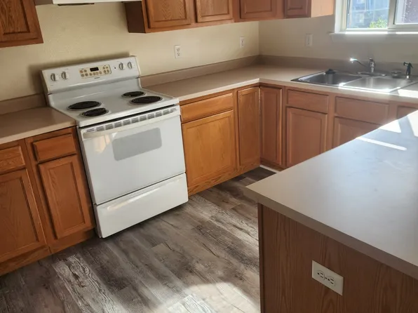 1023 East Arnold Street - C, 1023 E Arnold St, Laramie, WY 82070