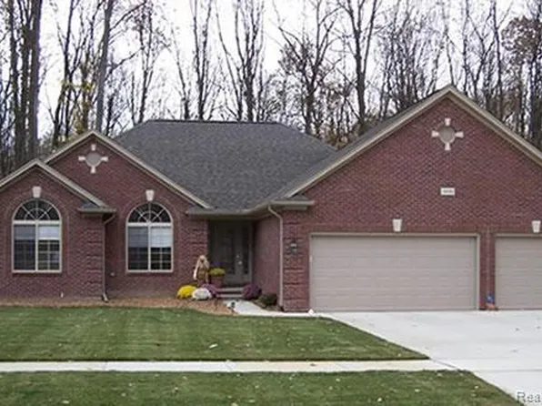 29227 Jefferson Ave, Harrison Township, MI 48045