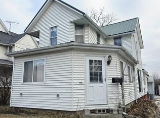902 N Market St, Oskaloosa, IA 52577
