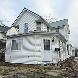 902 N Market St, Oskaloosa, IA, 52577
