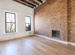 116 N 8th St #4L, Brooklyn, NY 11249