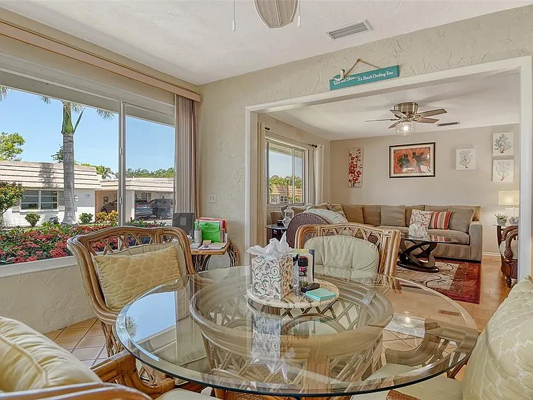 2308 Waterbluff Pl #V-304 — Photo 12