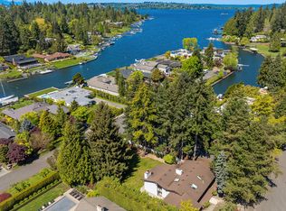 3039 Hunts Point Cir, Hunts Point, WA 98004