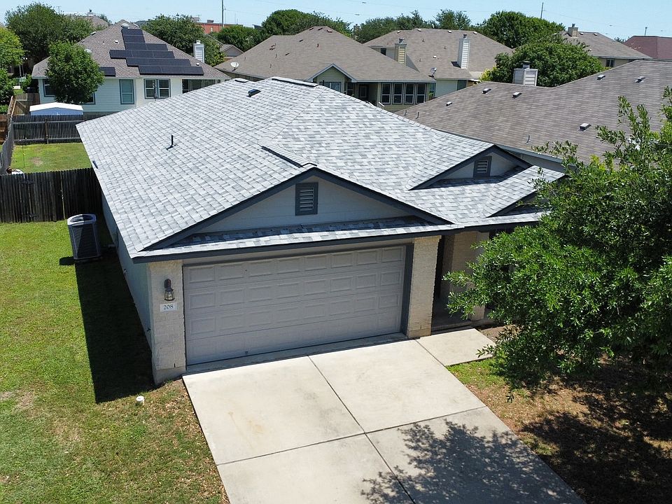1st image of 208 Hyltin St