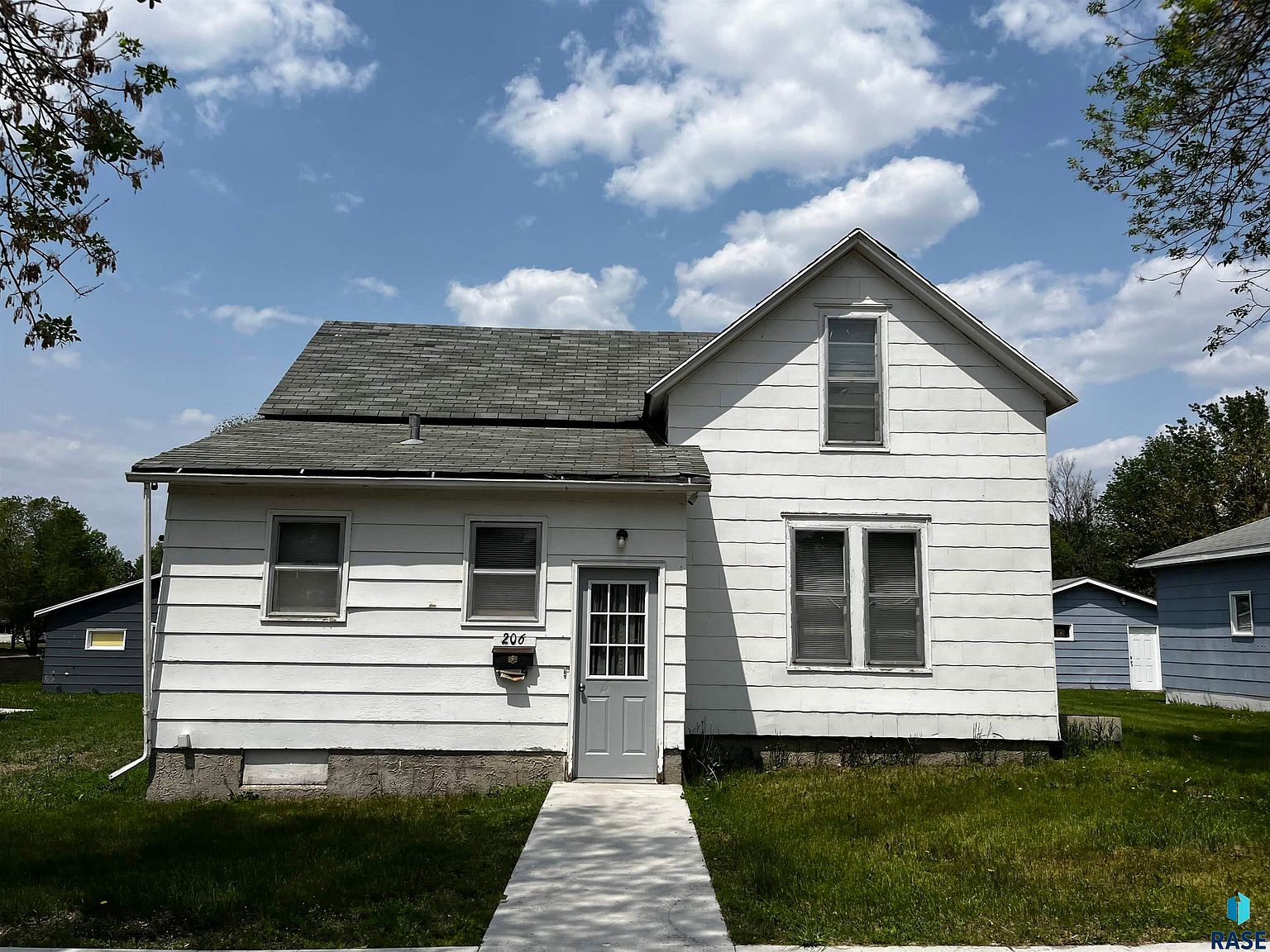 206 W Prospect Ave, Flandreau, SD 57028 Zillow