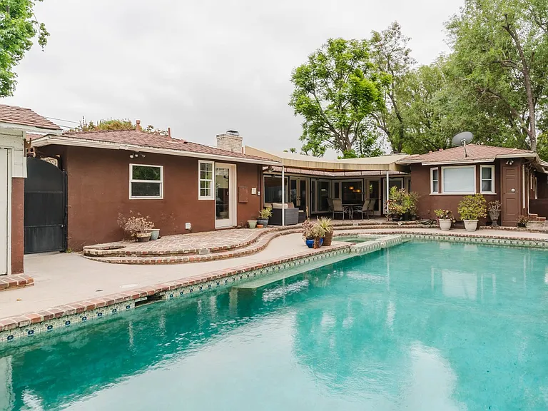 13405 Tiara St — Photo 48