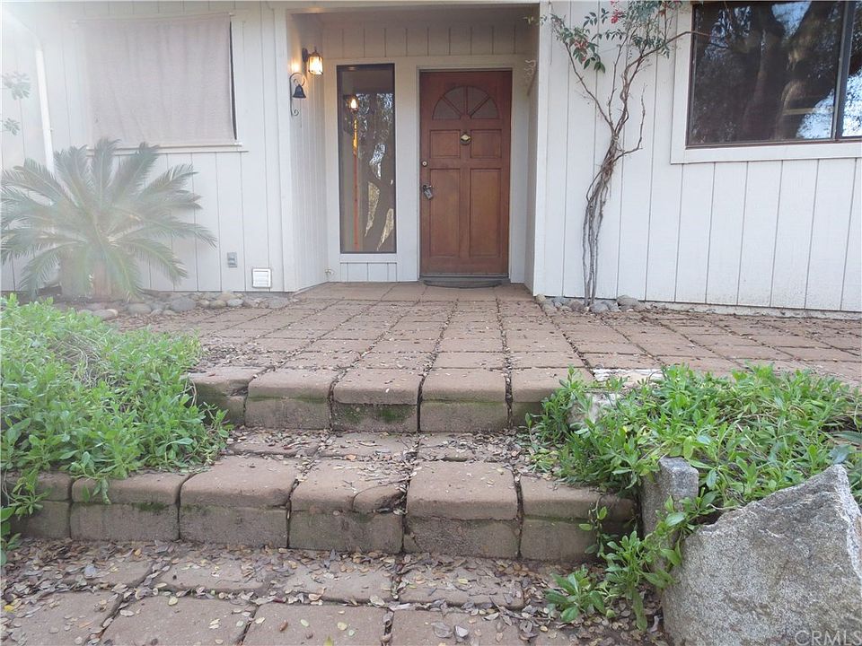 1st image of 28918 Acorn Way