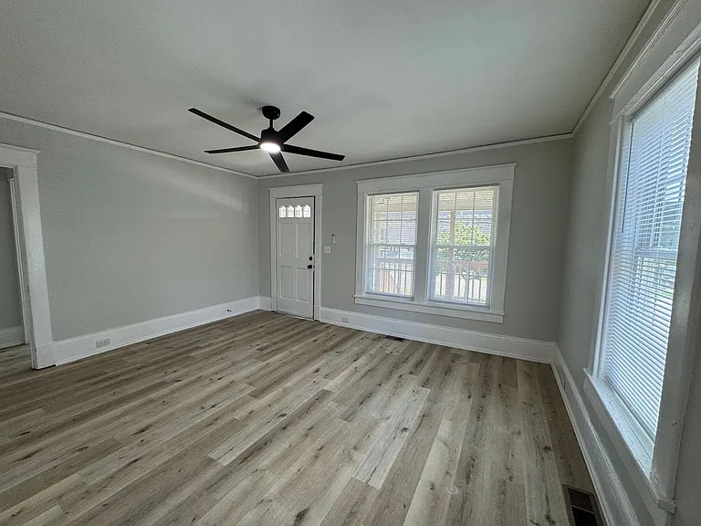 818 S Benbow Rd — Photo 4