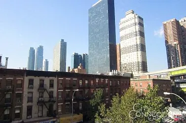 Rented by City Connections Realty