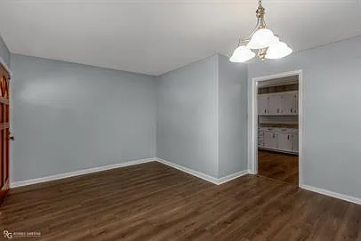 633 W McKinley Ave — Photo 4