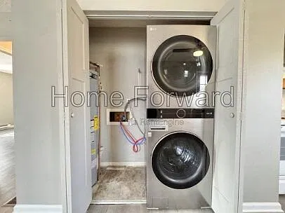 2 bed, 1.0 bath, 875 sqft, $1,025 — Photo 1